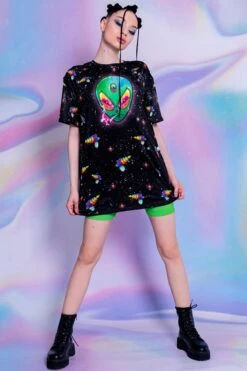 Alien 420 Oversized Tee Dress 9 Alien 420 Oversized Tee Dress -Unique Clothing alien 420 tee fron view